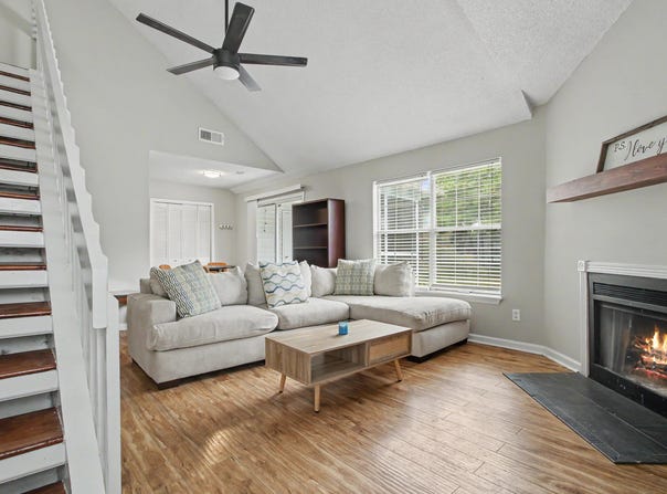 6221 Rolling Fork Road, North Charleston, SC 29406
