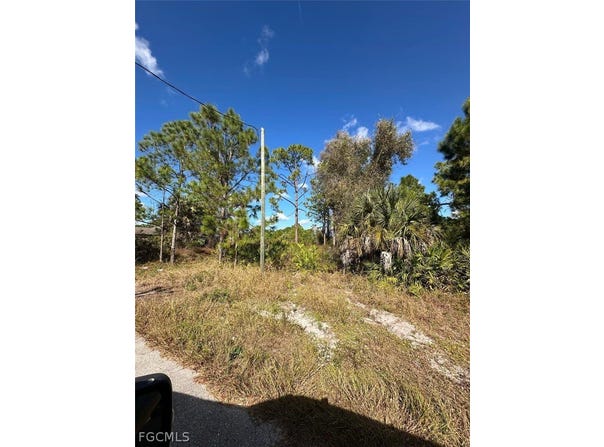 3418 70th Street W, Lehigh Acres, FL 33971