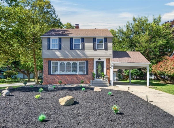 1960 Seneca Road, Euclid, OH 44117