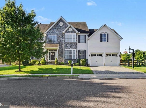 410 THISTLE Drive, PHOENIXVILLE, PA 19460
