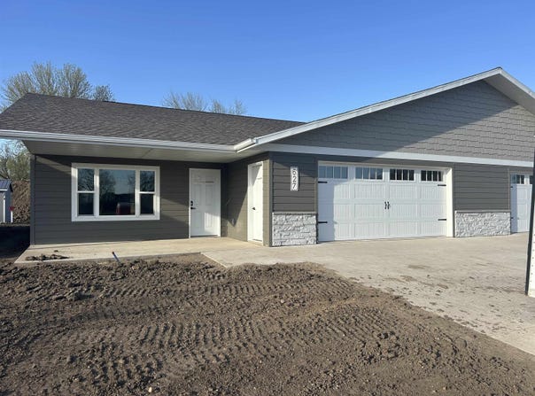 627 7th Street, Sheldon, IA 51201
