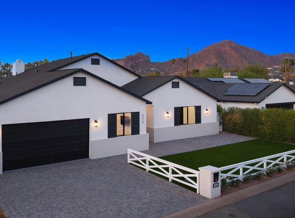 4314 E GLENROSA Avenue, Phoenix, AZ 85018