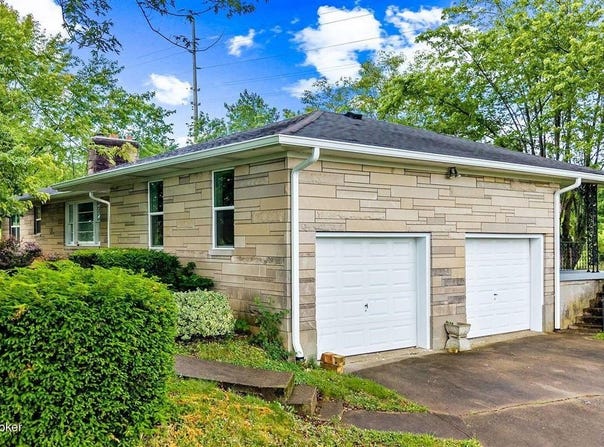 Leitchfield, KY 42754
