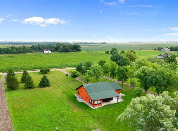 46603 Missouri St, Burbank, SD 57069