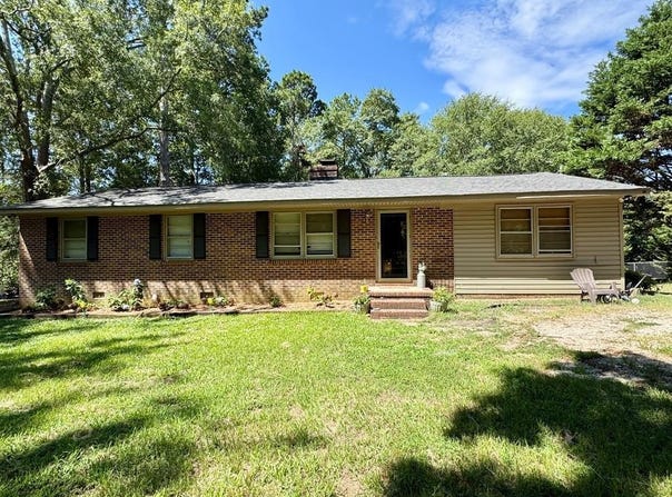202 Prince St, Abbeville, SC 29620