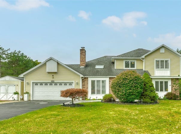 645 Webster Road, Webster, NY 14580