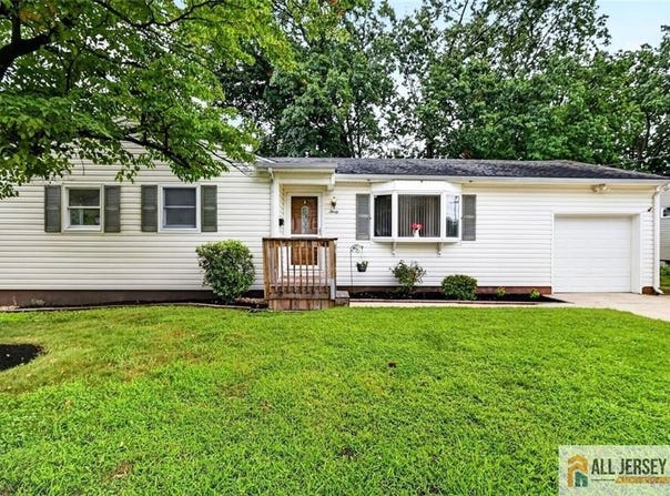 30 Half Acre Road, Jamesburg, NJ 08831