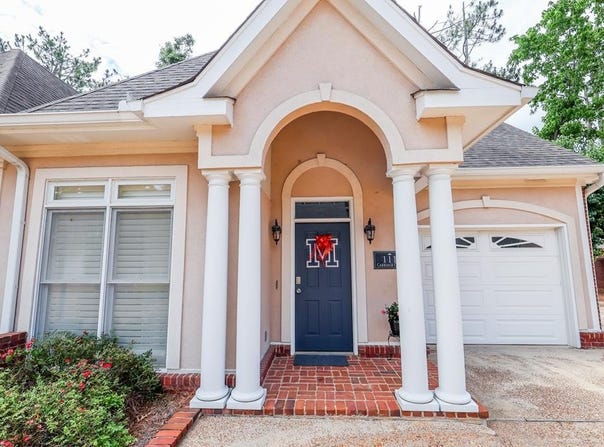 111 Carriage Cv, OXFORD, MS 38655