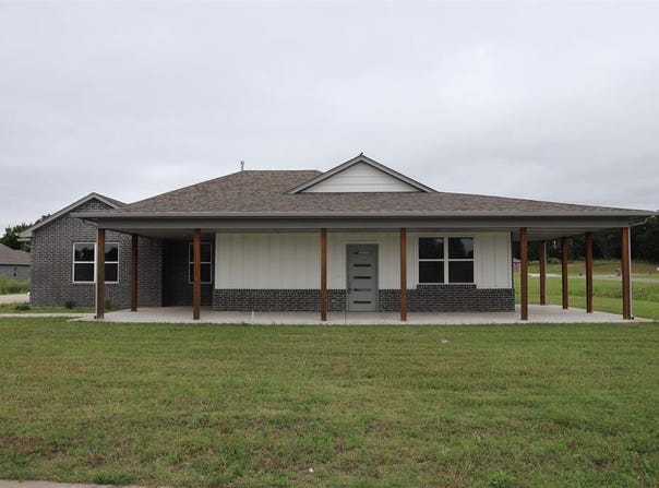 109 Olde Mill Road, Jones, OK 73049