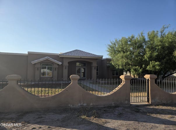 209 WILLIAMS Street, Clint, TX 79836