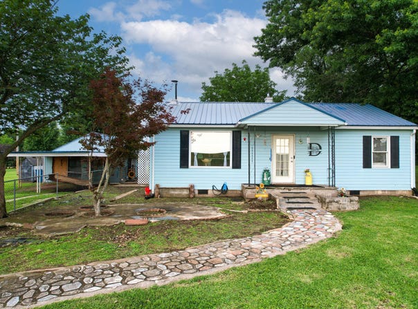 23951 State Highway Z, Ash Grove, MO 65604