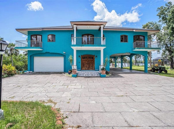 7715 RIVERVIEW Drive, RIVERVIEW, FL 33578