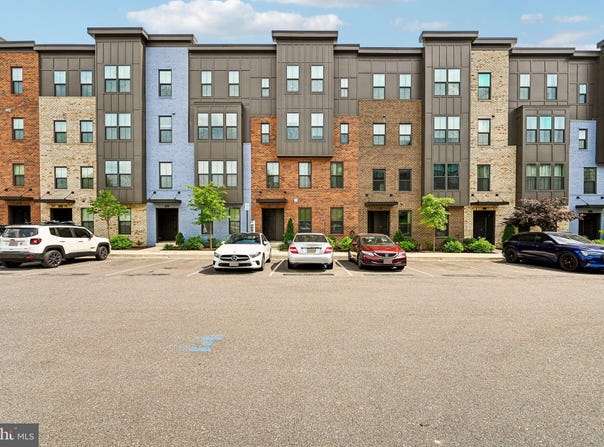 10109 SEATTLE SLEW Lane, LAUREL, MD 20723