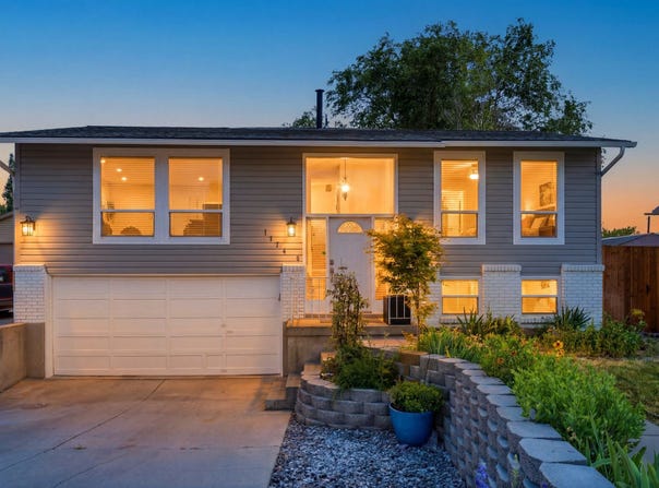 1174 VIOLET DR, Sandy, UT 84094