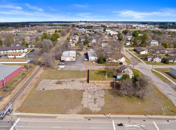 2700 POST ROAD, Plover, WI 54467