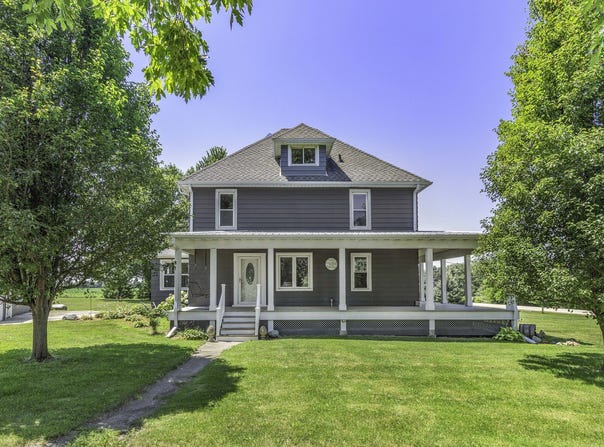 10202 PERRY Road, DeKalb, IL 60115