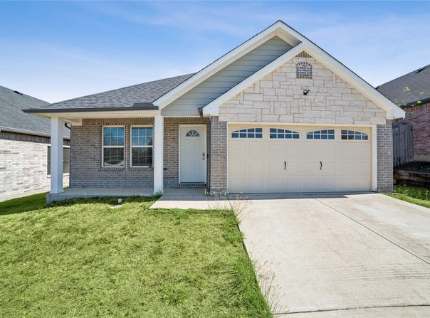 807 N Ridge Drive, White Settlement, TX 76108