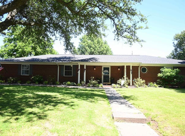 2107 Strait Place, Stuttgart, AR 72160