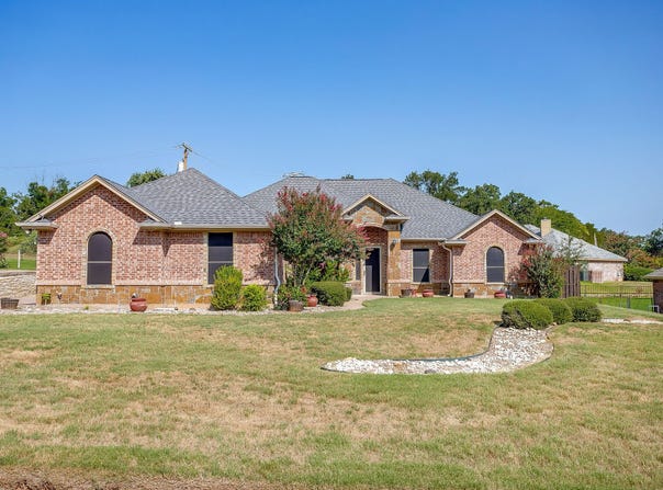 9704 Trinity Court, Granbury, TX 76049