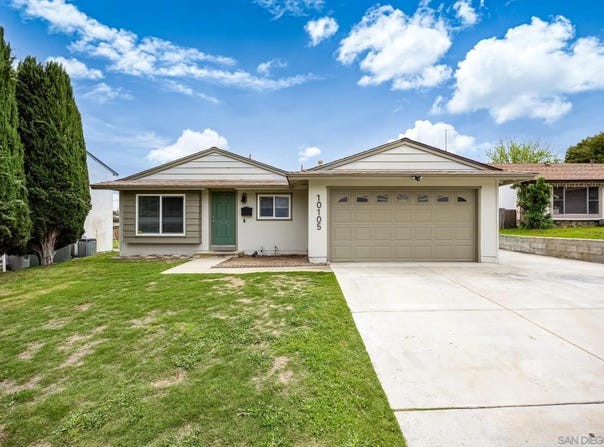 10105 Shaggybark Dr, Santee, CA 92071