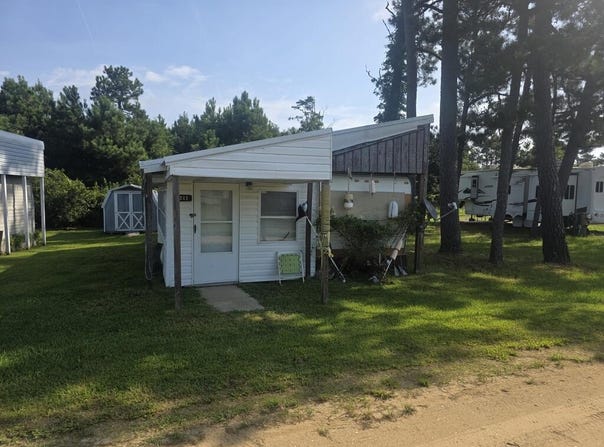 3211 PINE FOREST LN, CHINCOTEAGUE, VA 23336