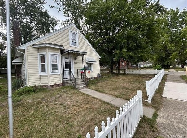 6308 Glenis Street, Taylor, MI 48180