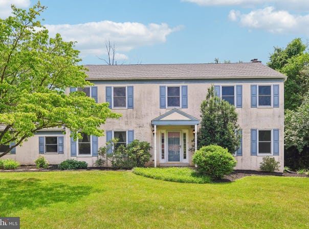 8 LONG Drive, DOWNINGTOWN, PA 19335