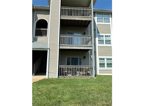 69 Cape Dorey Drive, Hampton, VA 23666