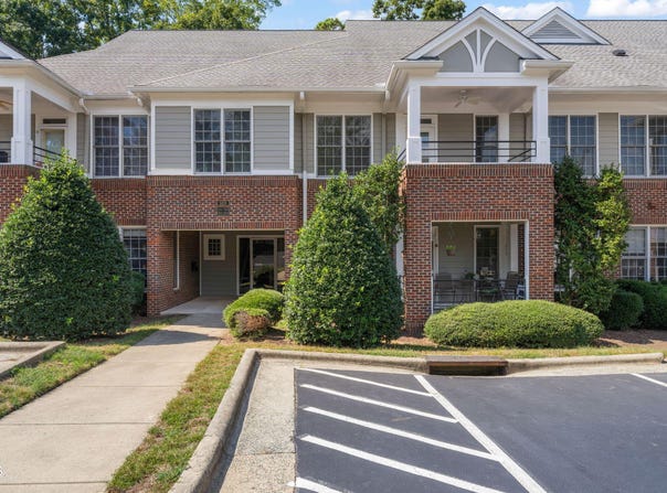 524 Aberdeen Drive, Chapel Hill, NC 27516