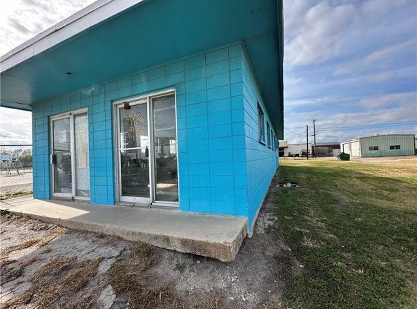 101 Mcintyre Avenue, Taft, TX 78390