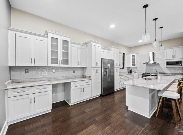 1306 E Gonzalez St, Pensacola, FL 32501