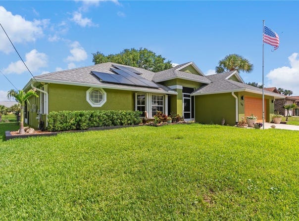 185 Joy Haven Drive, Sebastian, FL 32958