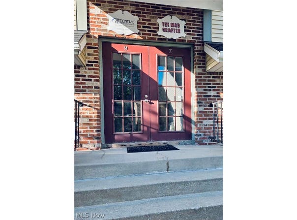 4466 Darrow Road, Stow, OH 44224