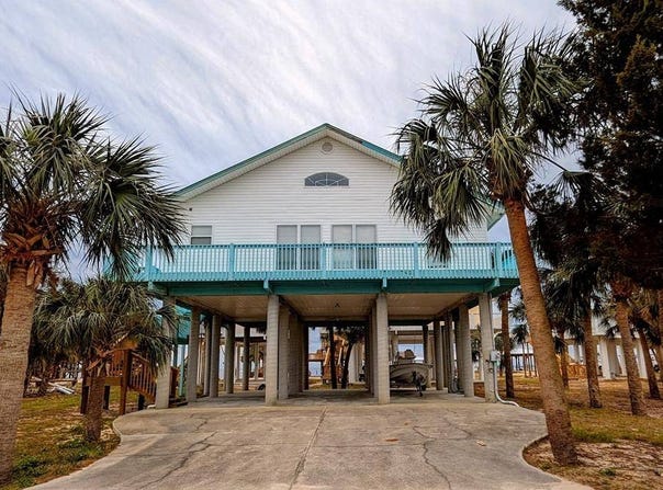 71 11th Ave W, Horseshoe Beach, FL 32648
