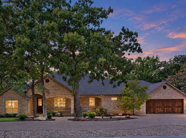 6318 Sonora Drive, Granbury, TX 76049