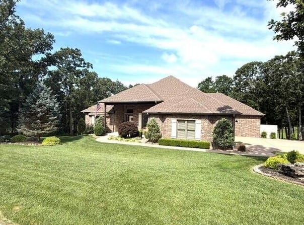 120 Bethpage Court, Branson, MO 65616