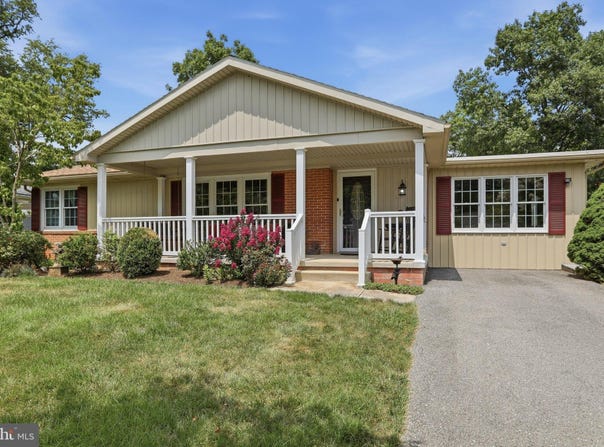 18820 ROLLING Road, HAGERSTOWN, MD 21742