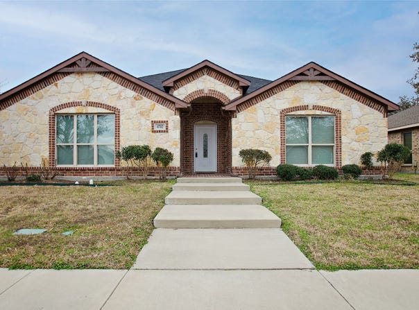 4702 Mariner Drive, Rowlett, TX 75088