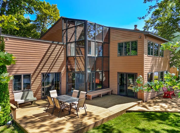 311 E Lake Mitchell Drive, Cadillac, MI 49601