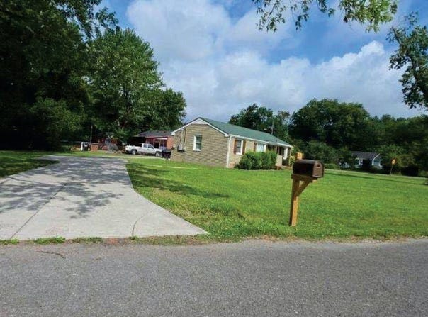 604 Cardinal Dr, Murfreesboro, TN 37130