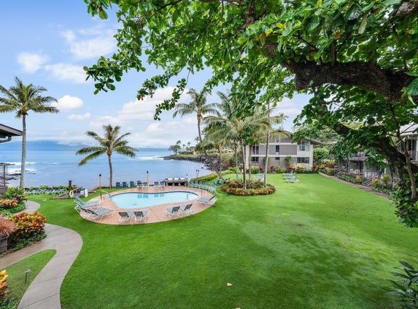 5255 Lower Honoapiilani Rd, Lahaina, HI 96761