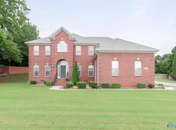 112 Rainbow Glen Circle, Madison, AL 35758