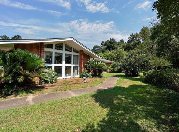 2900 ORANGE Avenue, Tallahassee, FL 32310