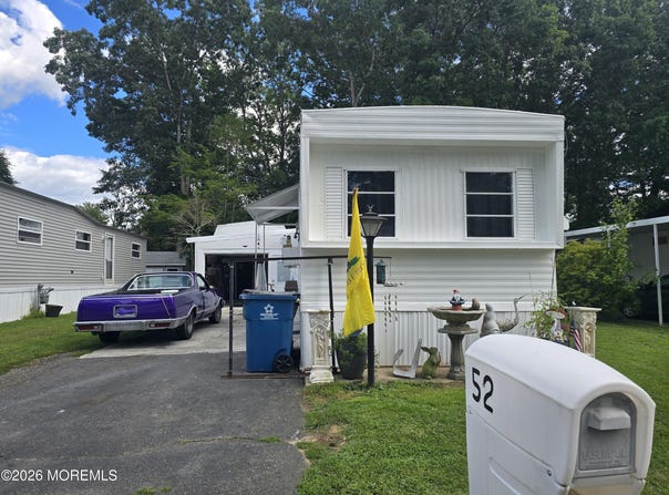52 Antonia Drive, Jackson, NJ 08527