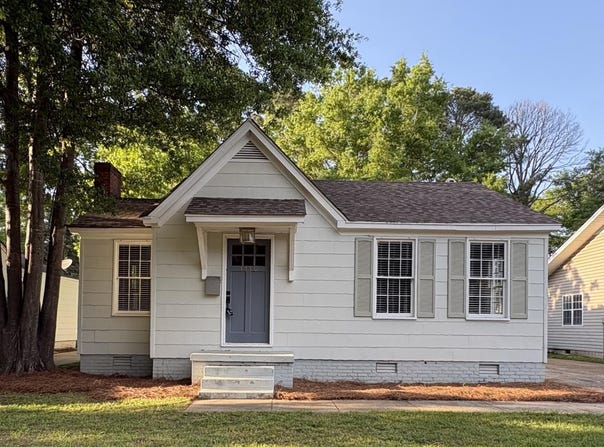 1110 W Jackson St, Tupelo, MS 38804