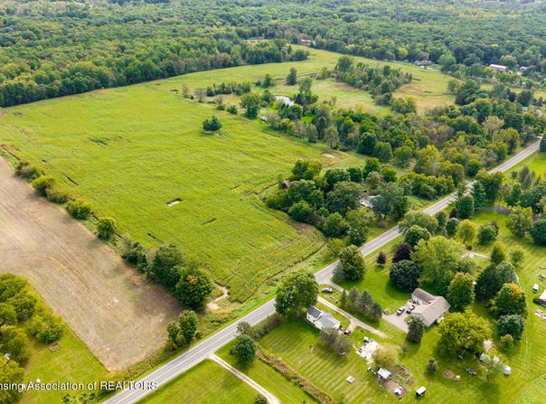 Vl Waverly Road, Dimondale, MI 48821