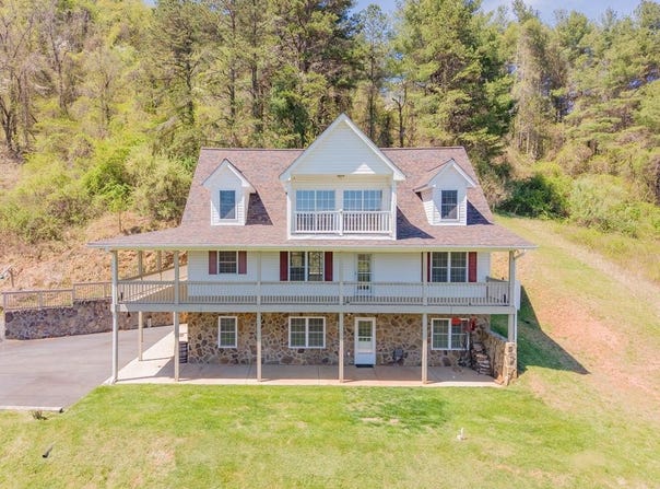 4723 Pleasant Grove Rd., Independence, VA 24348
