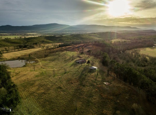Falcon Lane, Havana, AR 72842