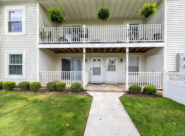 69 Fairview Circle, Middle Island, NY 11953