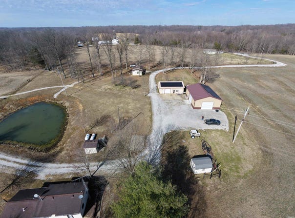 2810 E Old US 50, Bedford, IN 47421
